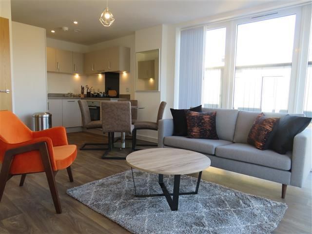 Property photo 3 of 11 Living Room