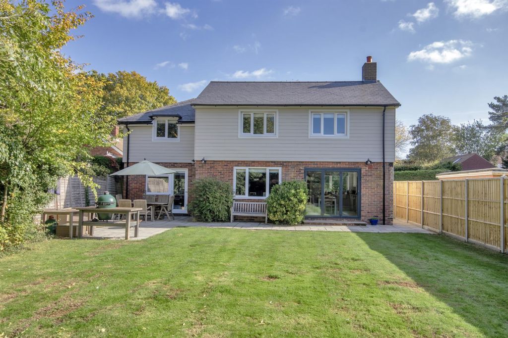 Property photo 3 of 21 61844_005.Jpg