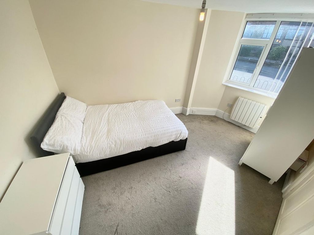 Property photo 1 of 4 1