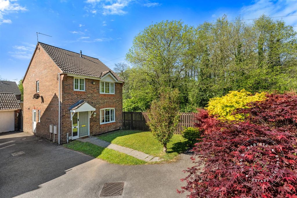 Property photo 1 of 40 Maes Y Bryn, Hern Crabtree (24).Jpg