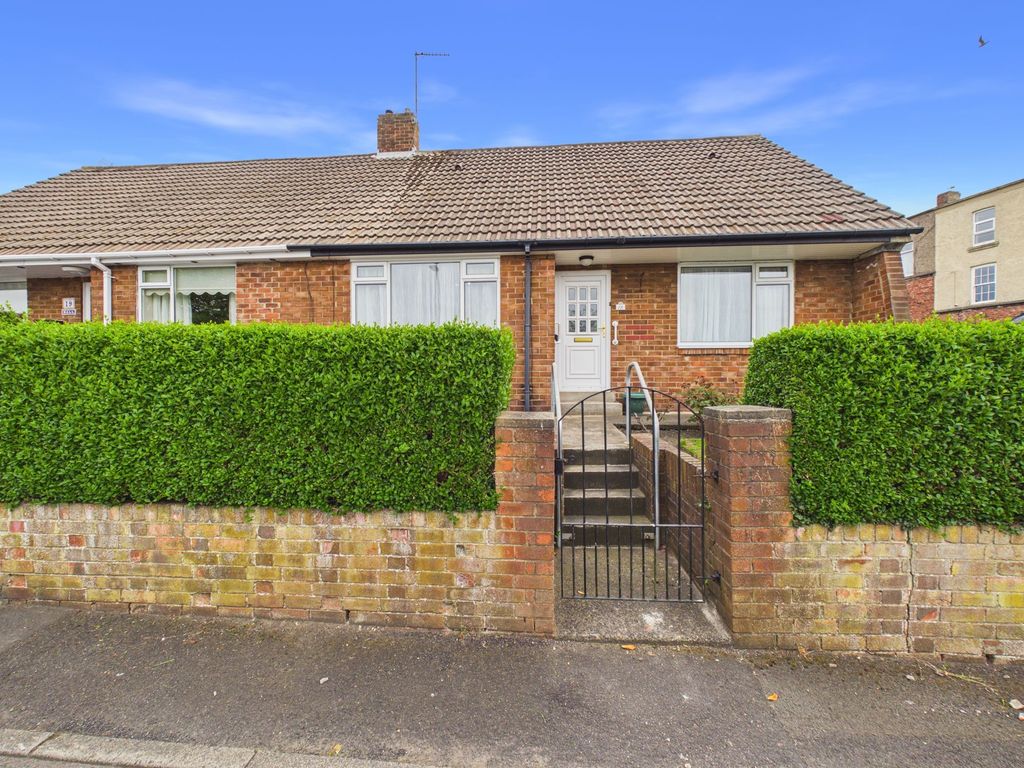 Property photo 1 of 11 External