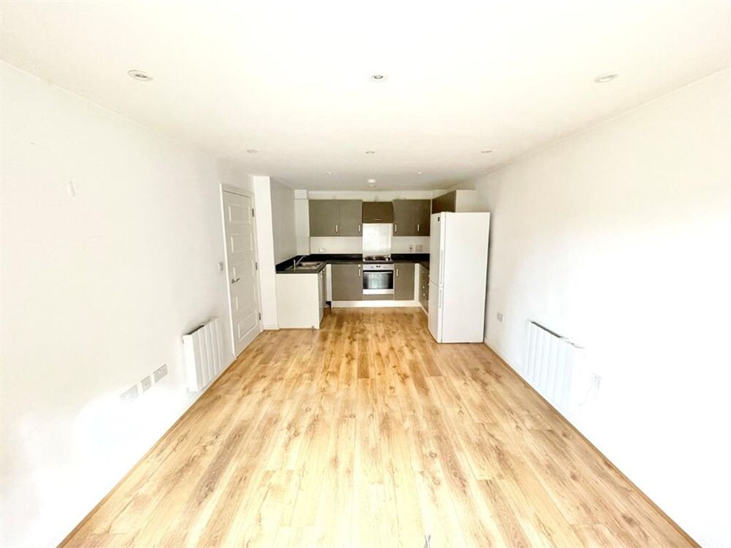 Property photo 2 of 6