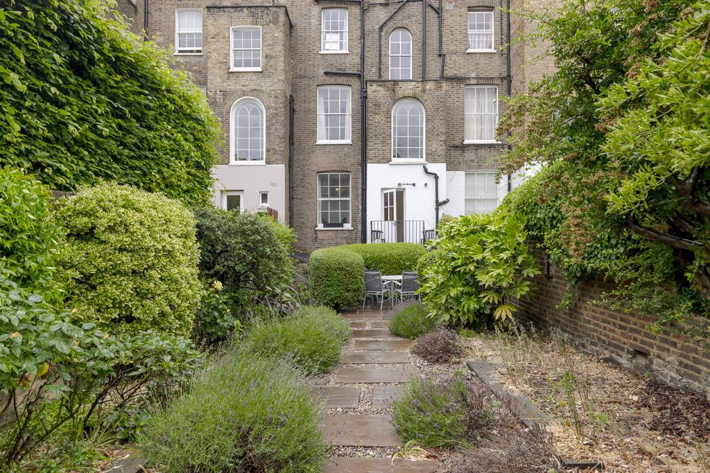 Property photo 3 of 7 Rear Garden