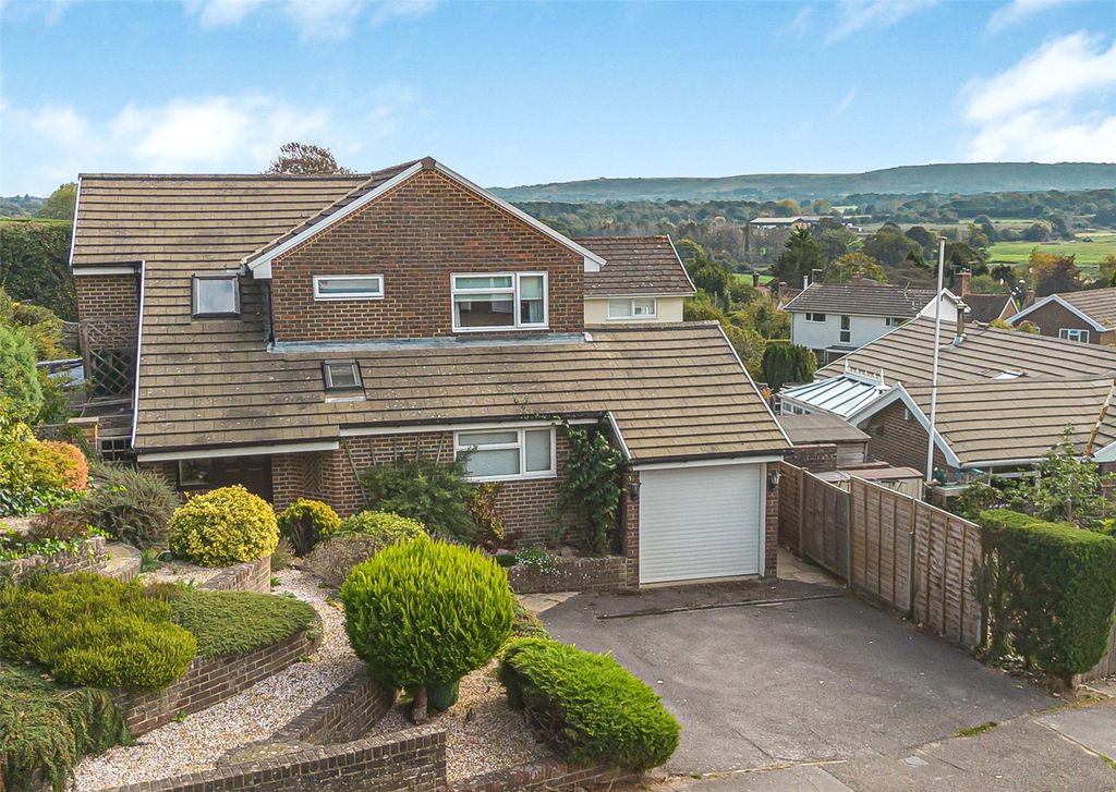 Property photo 1 of 37 Picture No. 25
