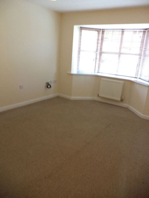 Property photo 2 of 13 Photo 28