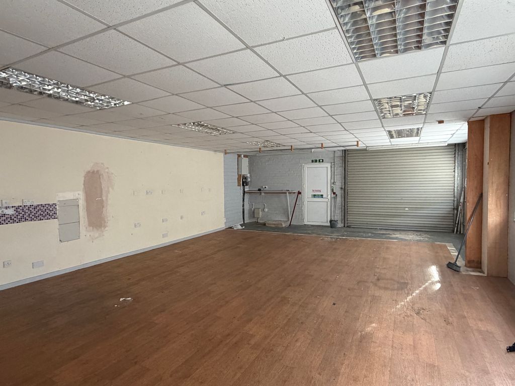 Property photo 2 of 3