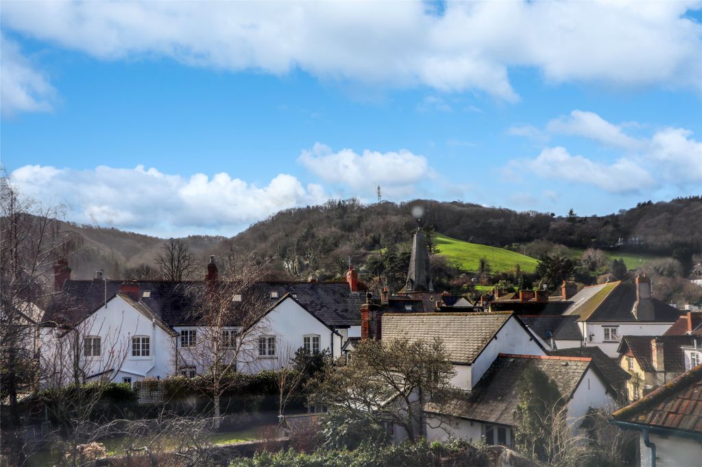 Property photo 3 of 13 3 - Picture No. 03