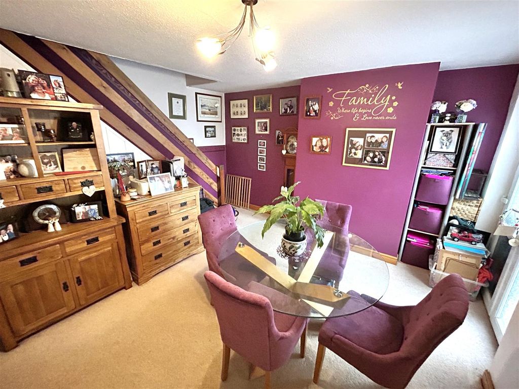 Property photo 3 of 12 Img_0832.Jpg