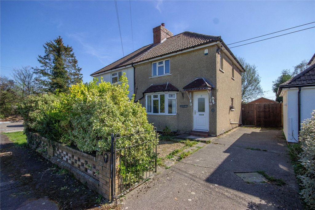 Property photo 3 of 16 Picture No. 01