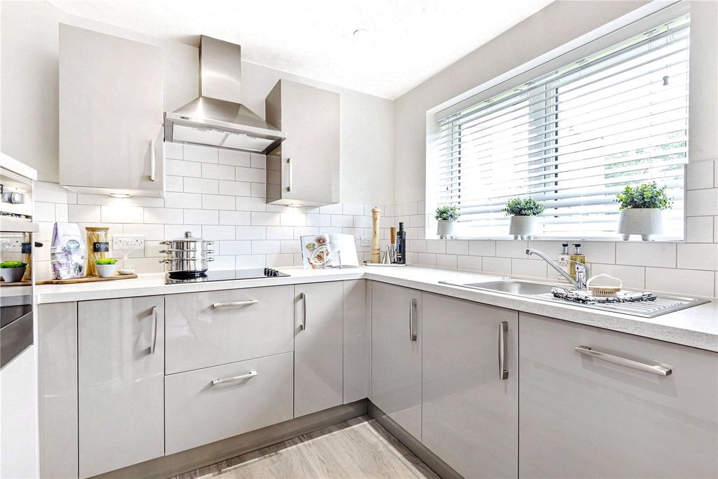 Property photo 2 of 12 Picture No. 07