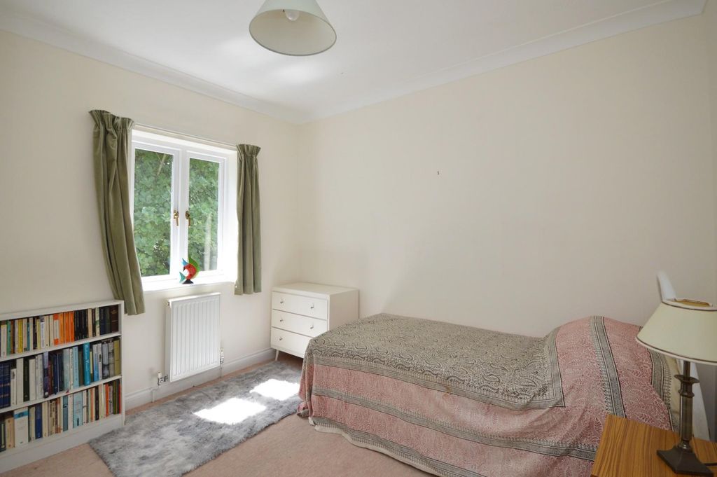 Property photo 3 of 18 Bedroom One
