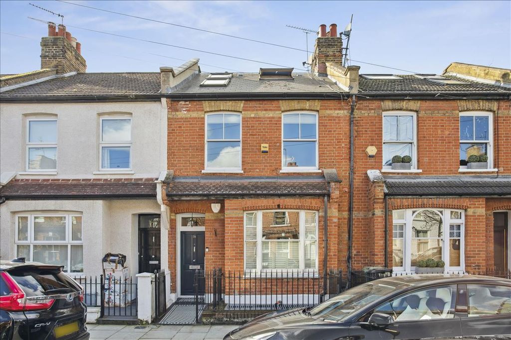 Property photo 2 of 19