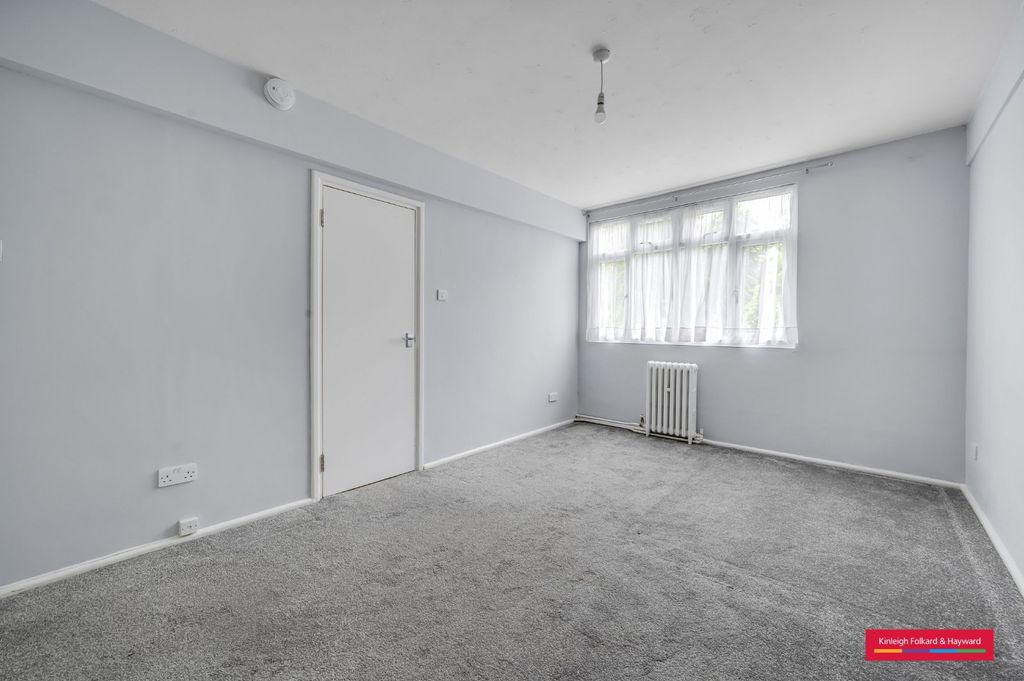 Property photo 1 of 5 Picture No. 09