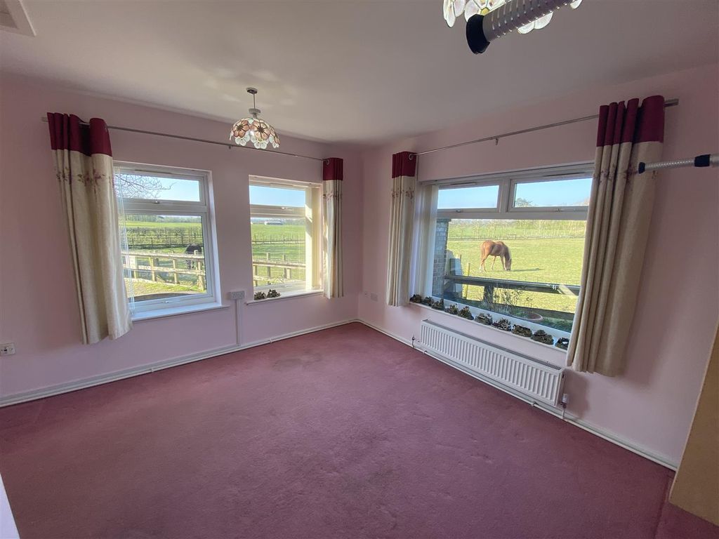 Property photo 2 of 16 Photo 02-04-2025, 09 55 59 (1).Jpg