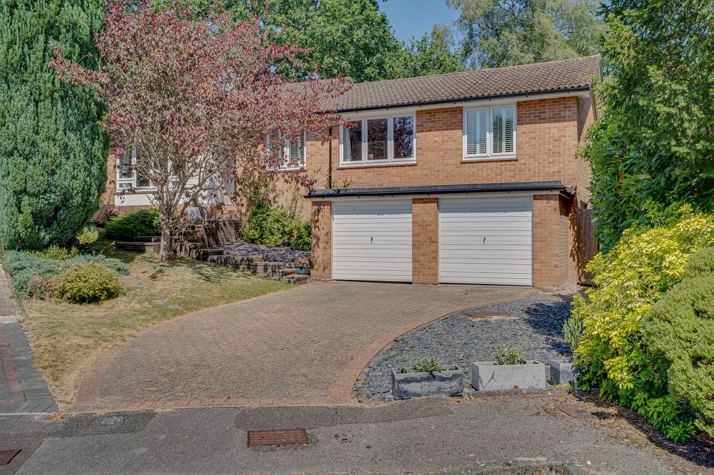 Property photo 1 of 22
