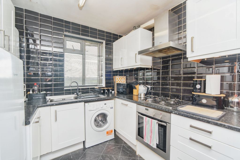 Property photo 2 of 10 Photography