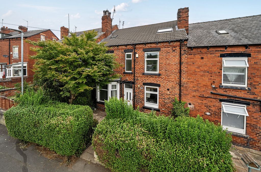 Property photo 1 of 11 1493173-1-6A5777B...