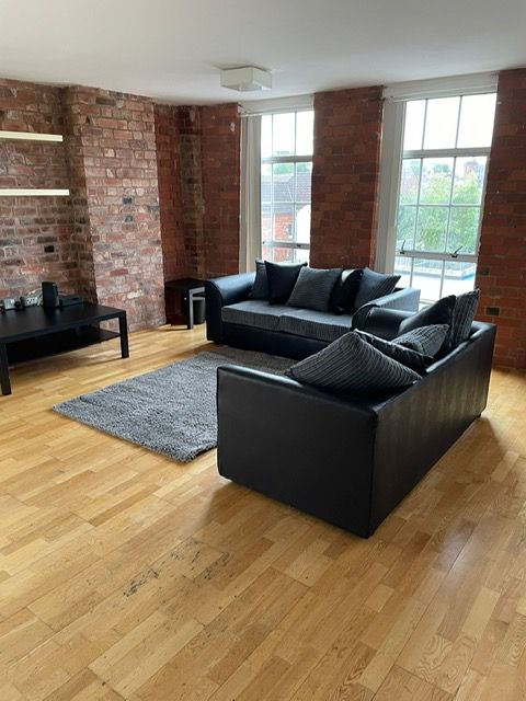 Property photo 2 of 14