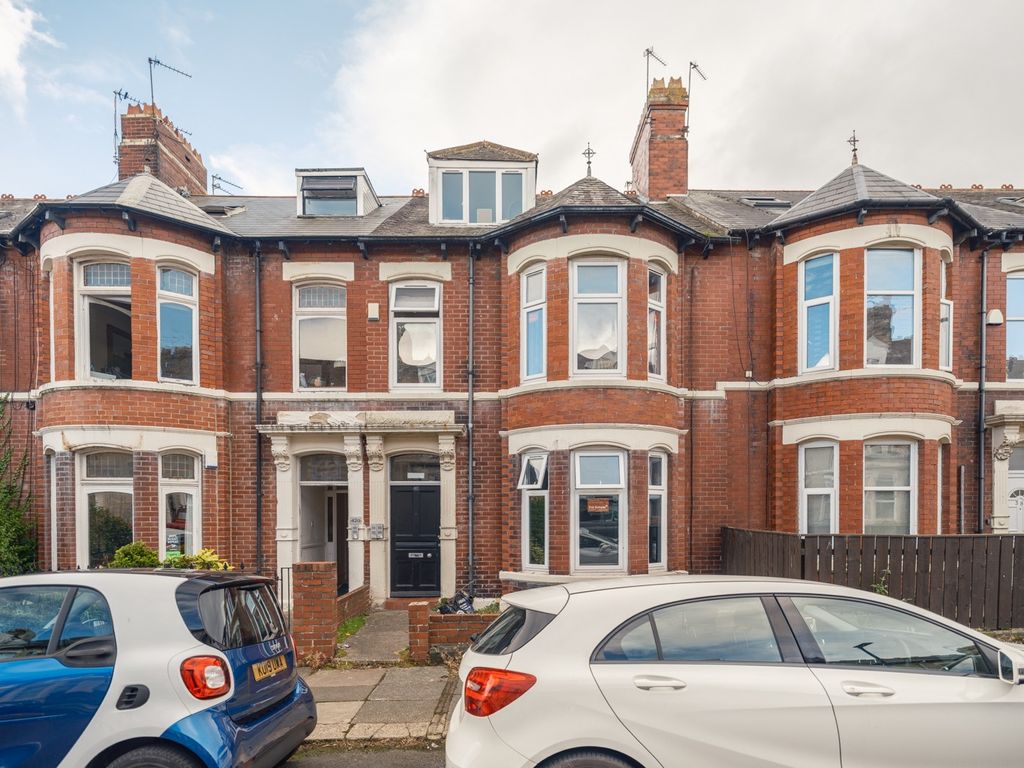 Property photo 2 of 8 5701372