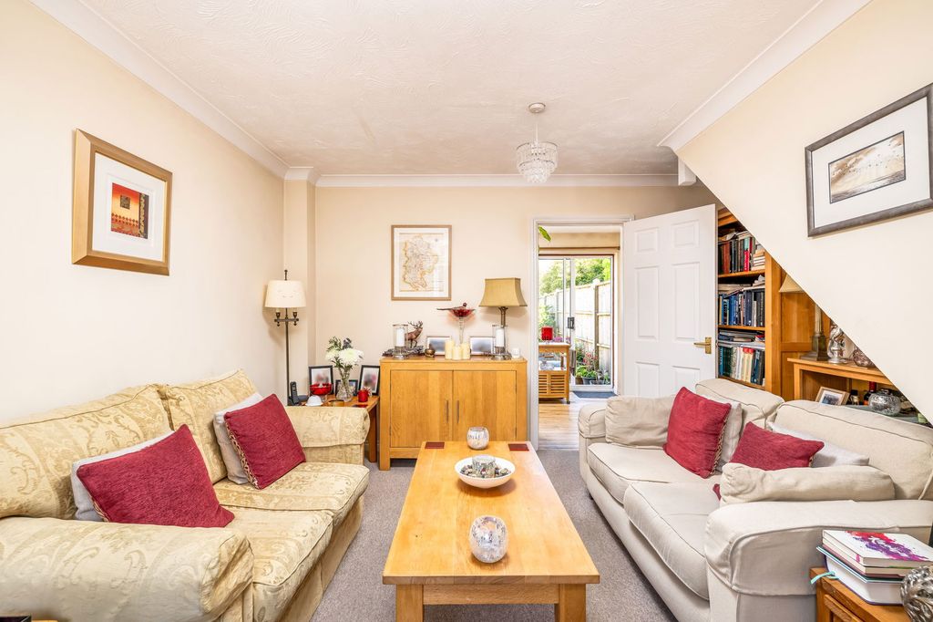 Property photo 2 of 13