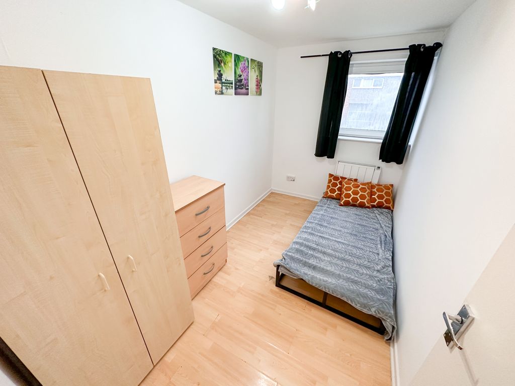 Property photo 1 of 4