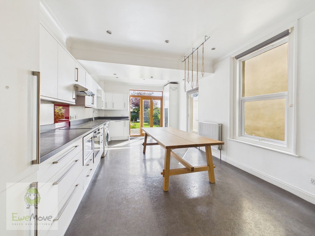 Property photo 1 of 26 Kitchen Breakfast Room