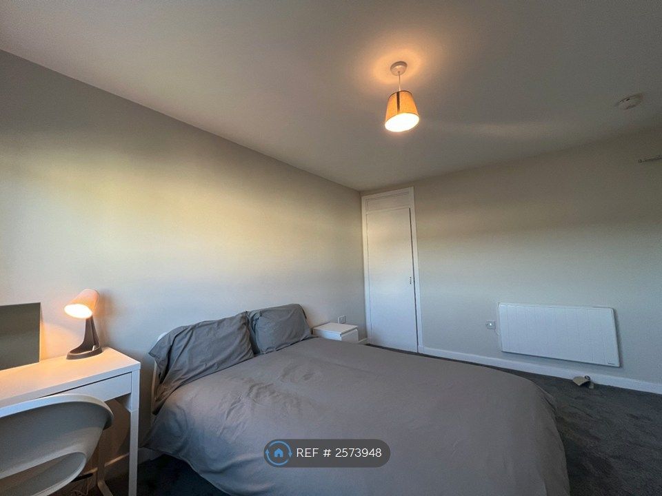 Property photo 2 of 14 Bedroom 2