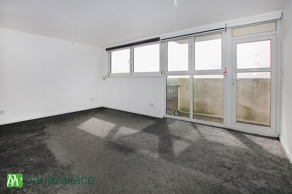 Property photo 2 of 5 Lounge