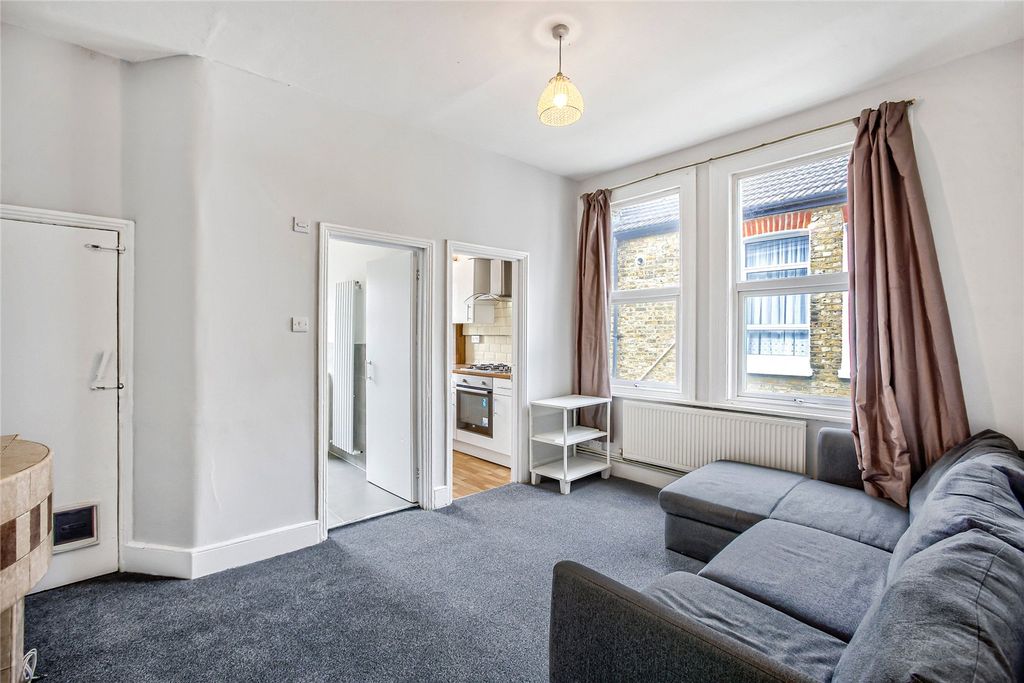 Property photo 2 of 14 Picture No. 06