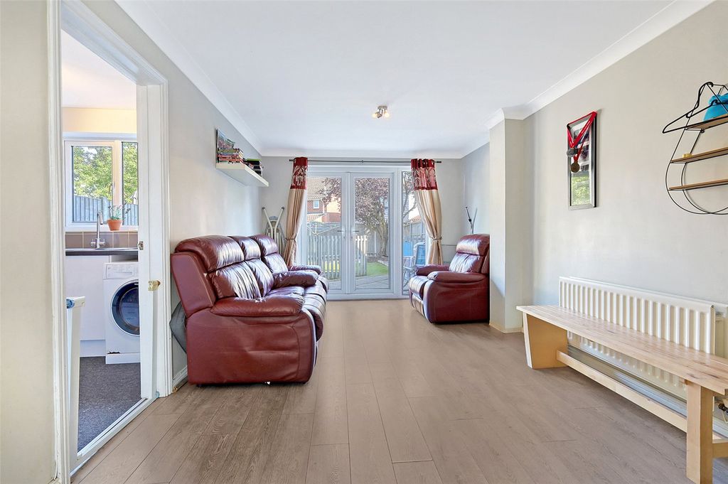 Property photo 2 of 14 Picture No. 01