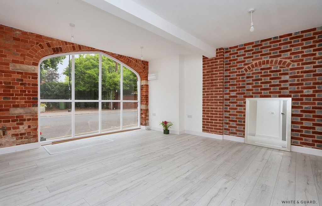 Property photo 3 of 7 Img_1790