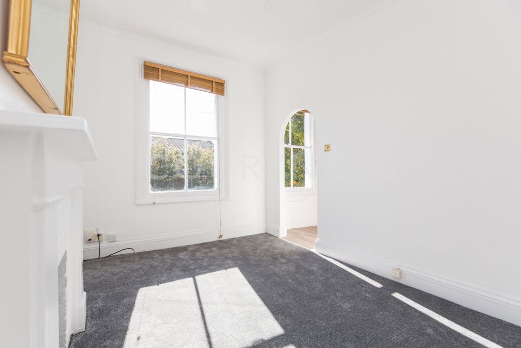 Property photo 2 of 14 Photo 15
