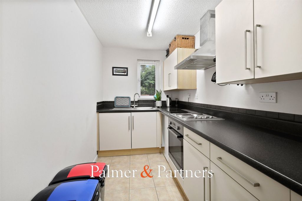 Property photo 2 of 11 Picture No. 04