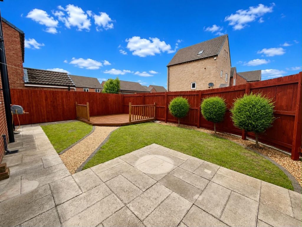 Property photo 2 of 14 Rear