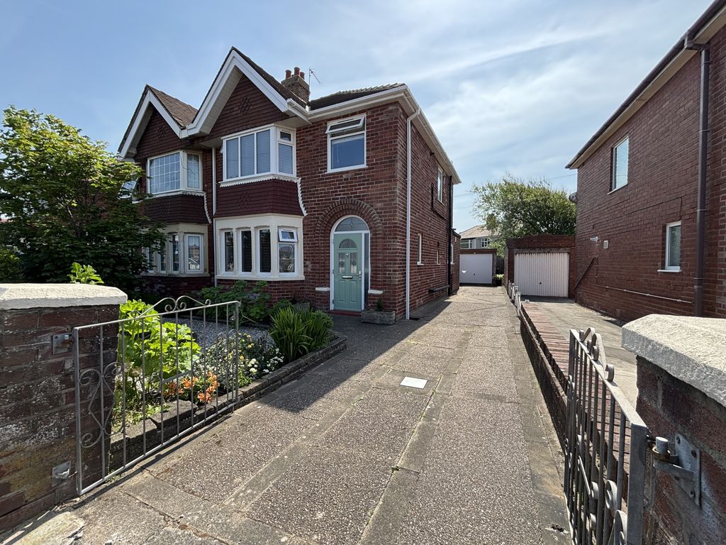 Property photo 1 of 24