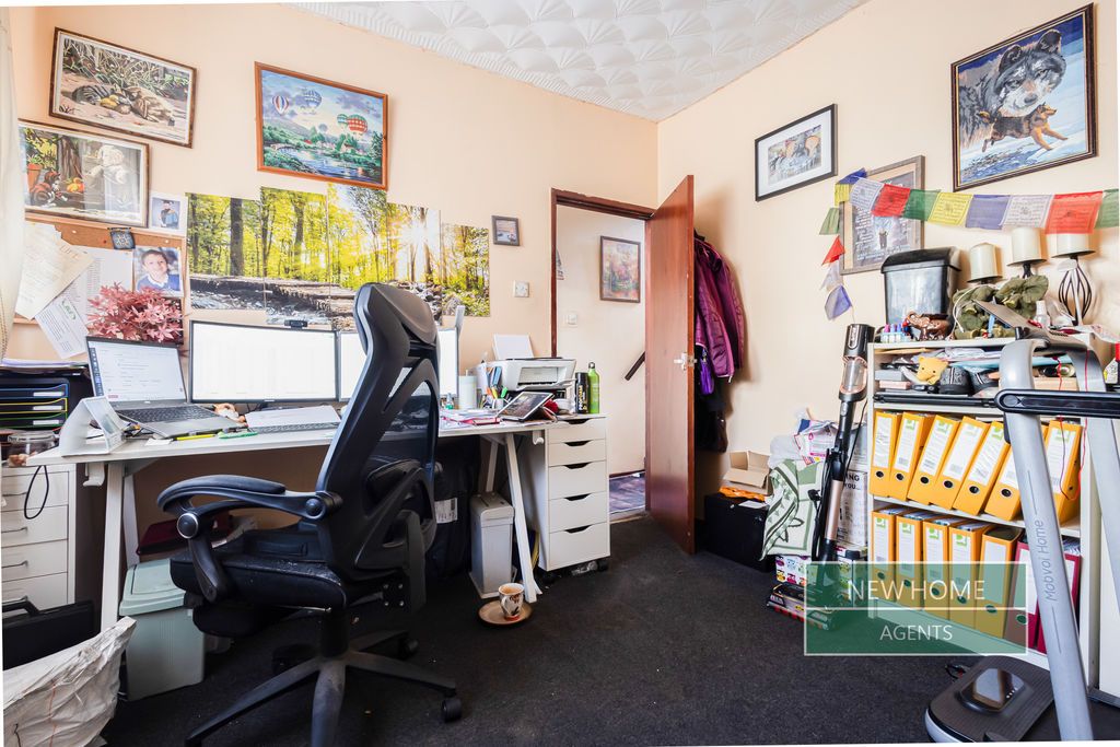 Property photo 3 of 19 Photo 14
