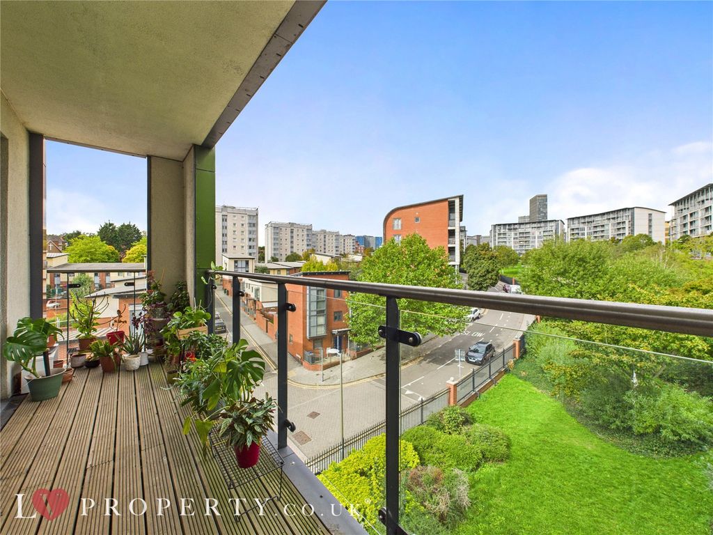 Property photo 1 of 18 Picture No. 07