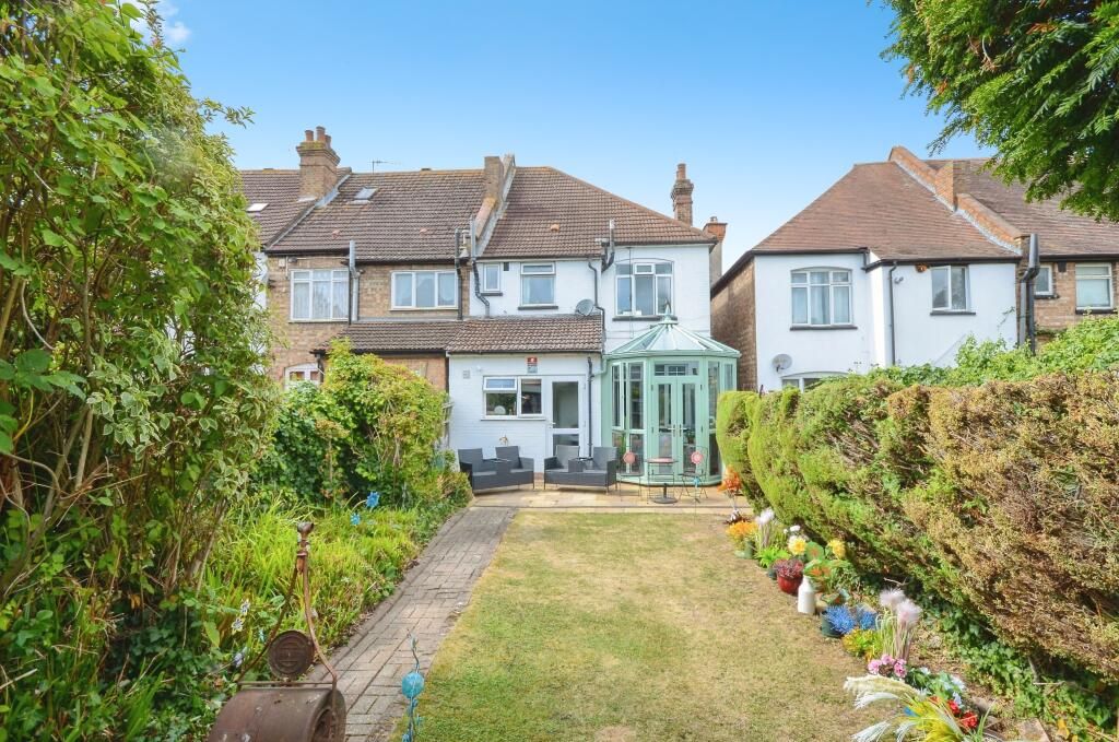 Property photo 3 of 18