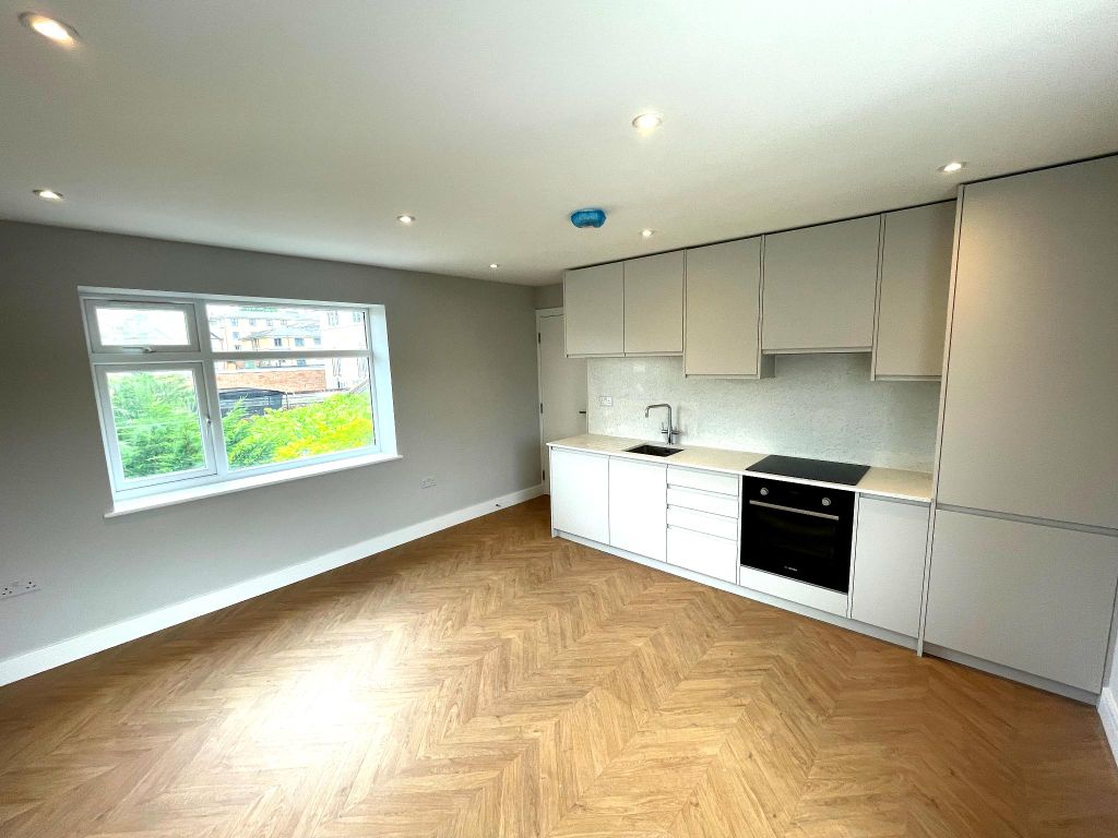 Property photo 1 of 3