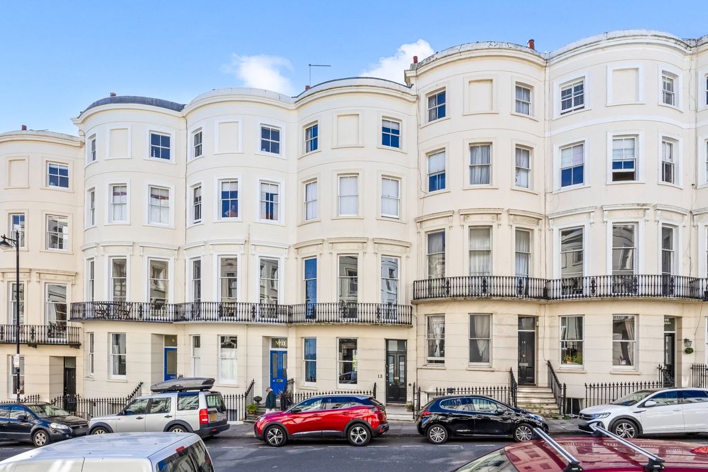 Property photo 1 of 33 5115670