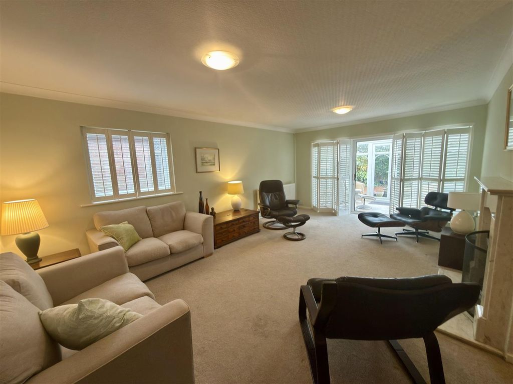 Property photo 2 of 17 Img_9968.Jpeg