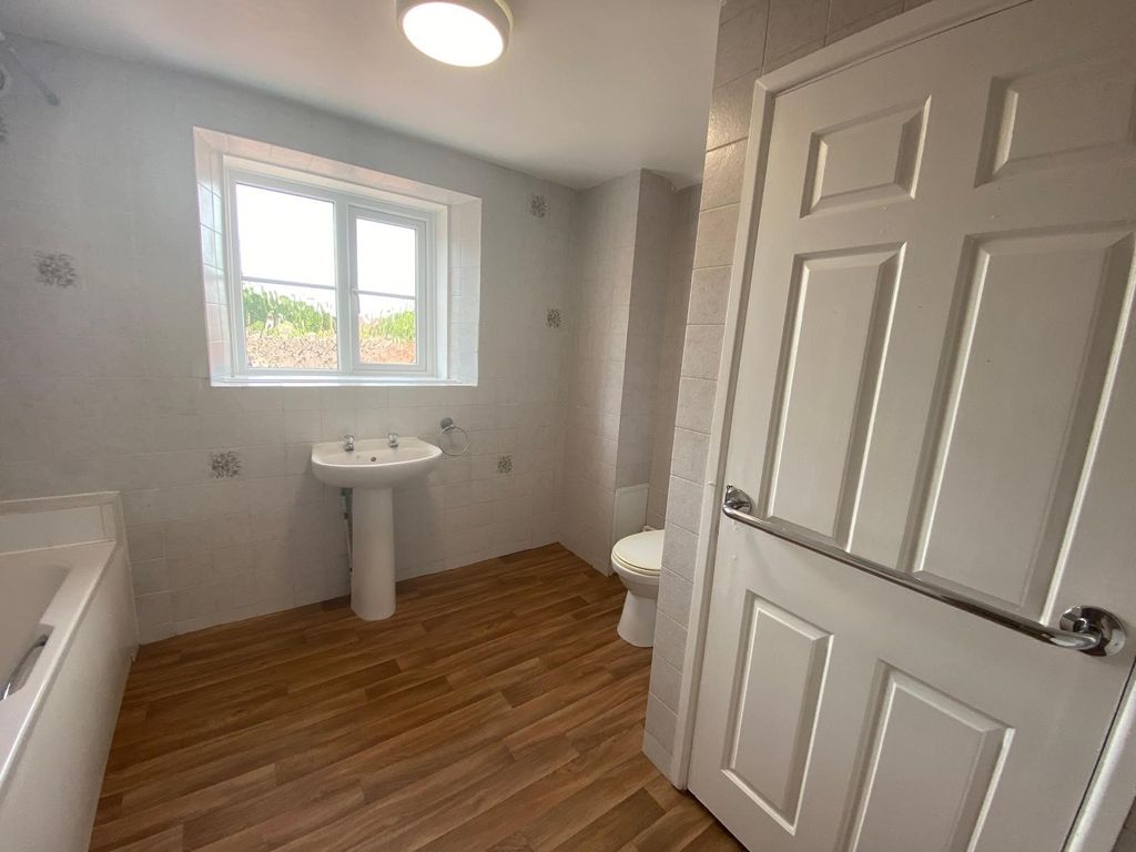 Property photo 3 of 7 Not Specified