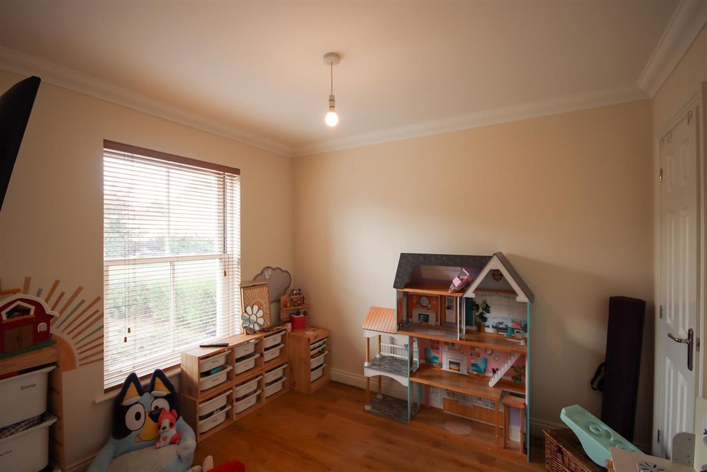 Property photo 3 of 13 Img_8586.Jpg