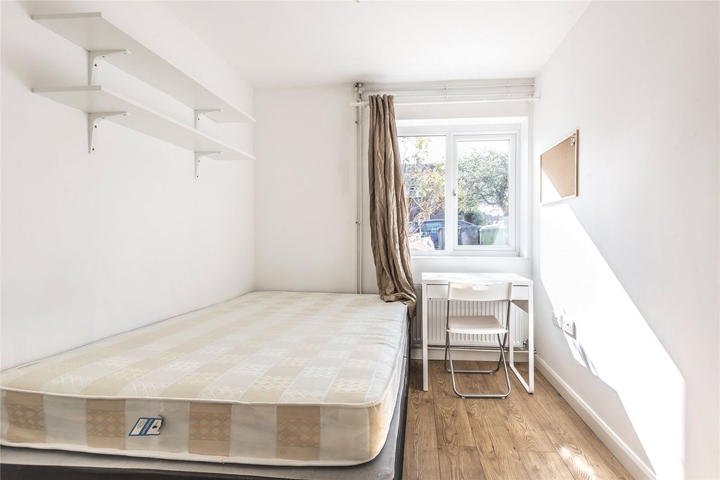 Property photo 3 of 8 Picture No. 03