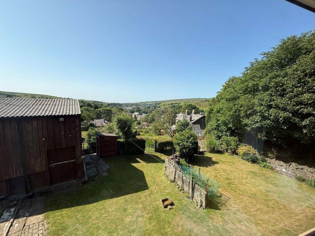 Property photo 1 of 33
