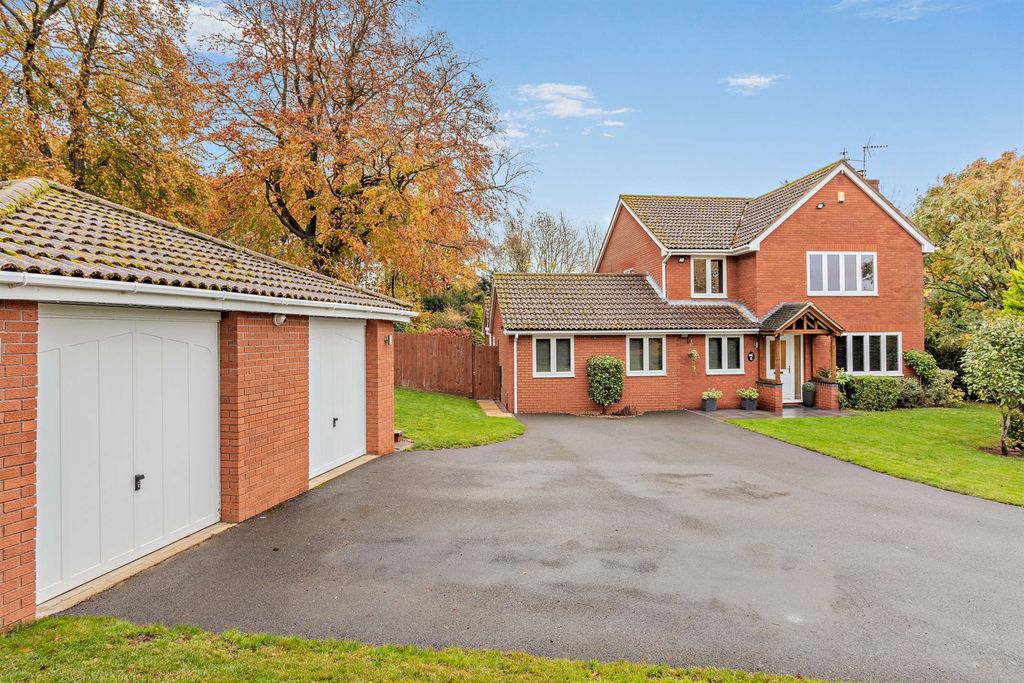 Property photo 1 of 16