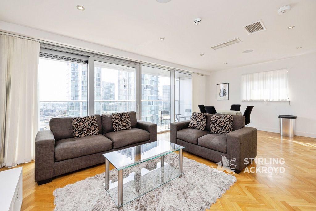 Property photo 3 of 21 Pbox-Img.Jpg