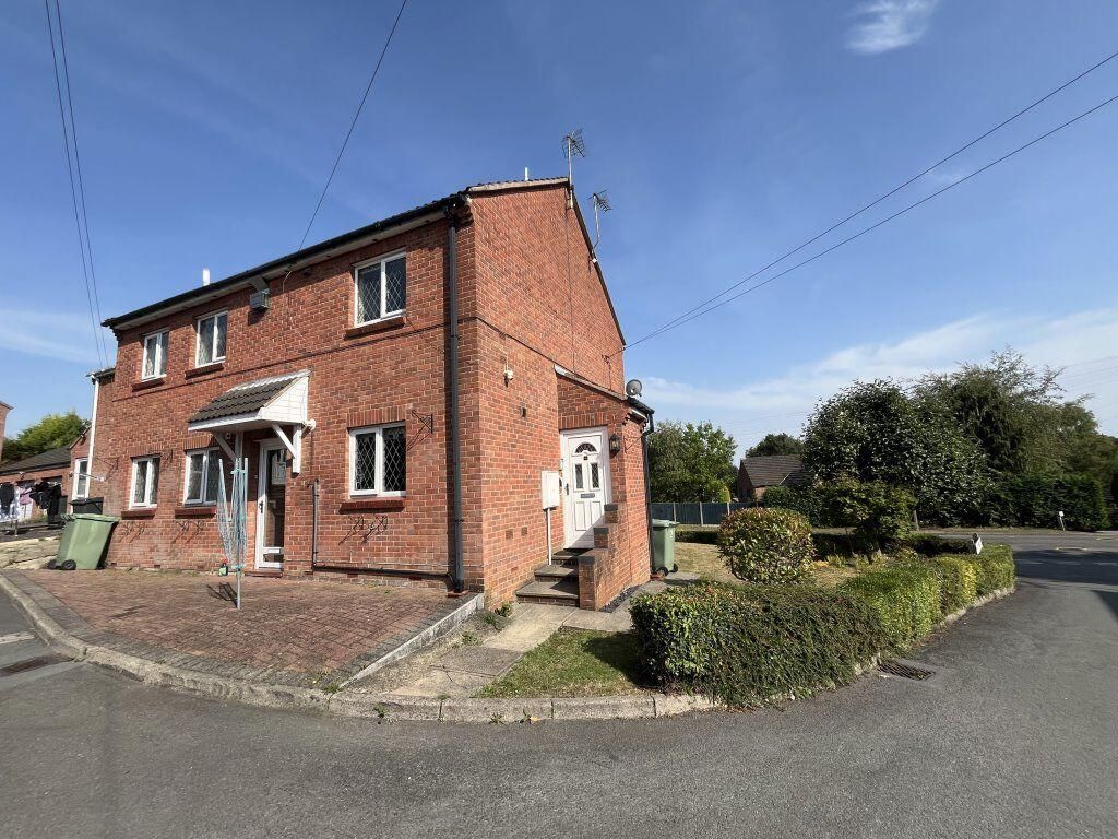 Property photo 1 of 11 2 Bedroom Apartment For Rent