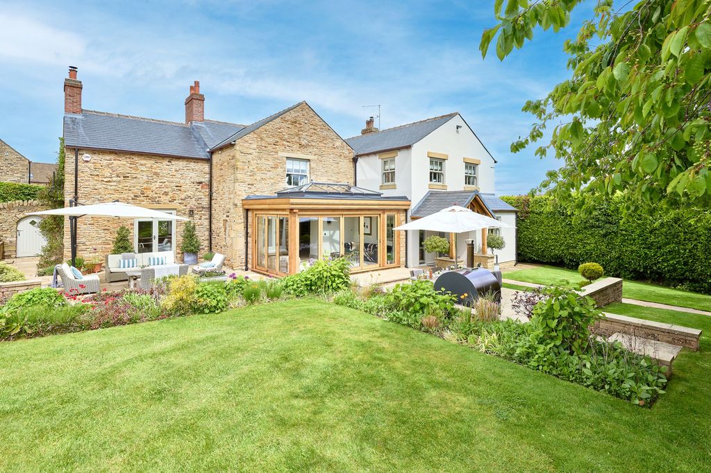 Additional image 7 of 5 bed detached house for saleStainborough Fold Farm, Hood Green S75