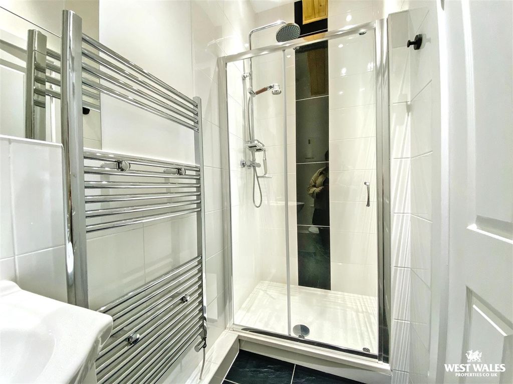 Additional image 13 of 3 bed town house for saleNew Way, Pembroke SA71